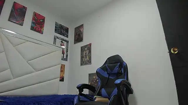 REDBRYAN EBANO online show from November 2025 08:08:01 PM