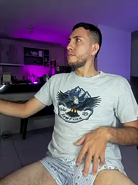 Snapshot of Alessfuck_friends chatting on October 2025 05:15:02 AM Alessfuck friends online show from October 2025 05:15:02 AM