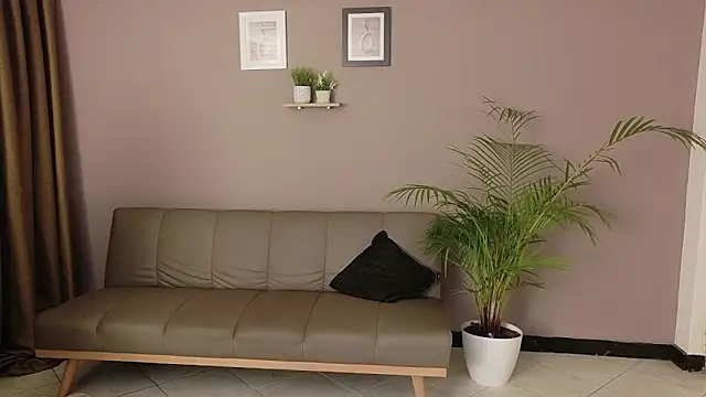 ZahraMilf online show from December 2025 11:50:01 AM