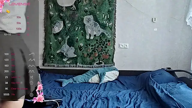 MiaLovelyOne online show from February 2026 11:47:02 AM