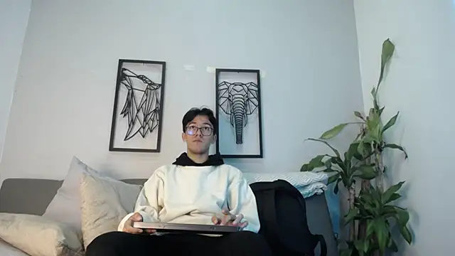 Austin Reeds online show from October 2025 11:58:02 AM