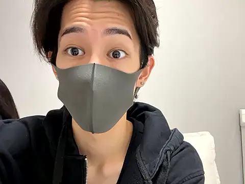 Snapshot of RAITO_ST chatting on October 2025 01:22:02 PM RAITO ST online show from October 2025 01:22:02 PM