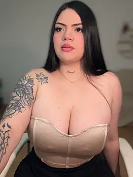 dulcemarianh  online show from May 2026 07:05:01 AM