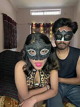 Lovebirdss online show from February 2026 08:02:02 AM