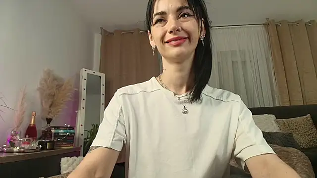 JacquelineHex online show from July 2026 02:18:01 AM