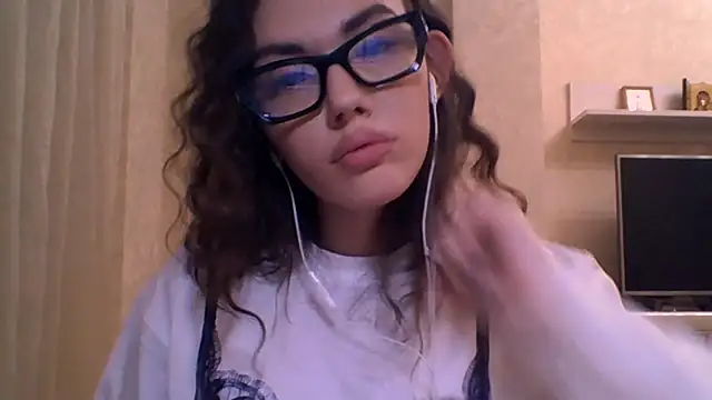 CeyaLier online show from November 2025 05:06:01 PM