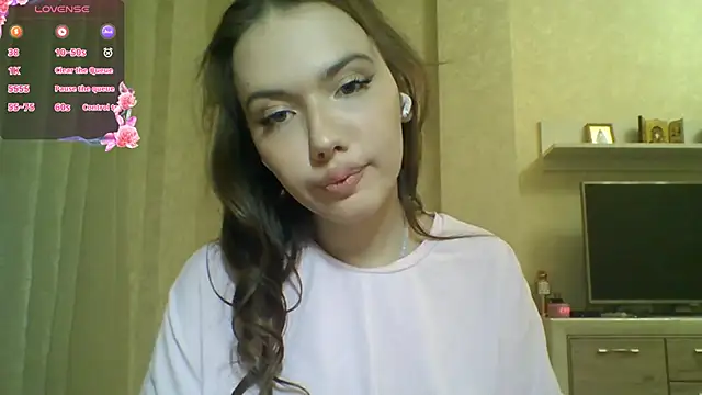 Snapshot of CeyaLier chatting on April 2026 08:59:02 PM CeyaLier online show from April 2026 08:59:02 PM