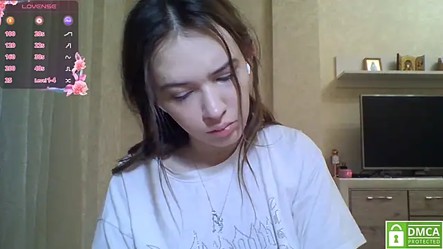 Snapshot of CeyaLier chatting on May 2026 06:59:01 PM CeyaLier online show from May 2026 06:59:01 PM