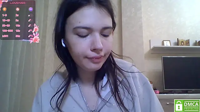 Snapshot of CeyaLier chatting on May 2026 06:37:02 PM CeyaLier online show from May 2026 06:37:02 PM