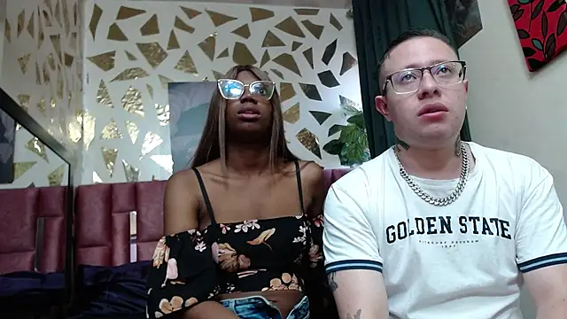 ashanti-and-alejo online show from October 2025 12:39:02 PM