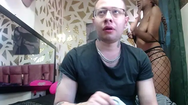 ashanti-and-alejo online show from October 2025 12:05:02 PM