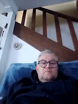 Snapshot of macdut67 chatting on October 2025 04:39:01 PM macdut67 online show from October 2025 04:39:01 PM