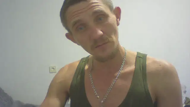 Twolatte online show from December 2025 06:49:02 PM