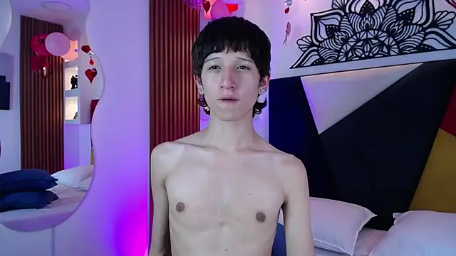 Snapshot of Emo_Boy_ chatting on February 2026 08:21:01 AM Emo Boy online show from February 2026 08:21:01 AM