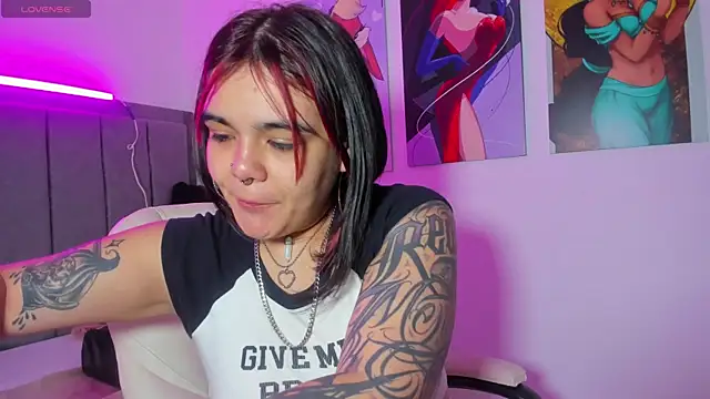 dakota x1 online show from November 2025 07:37:01 PM