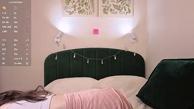 SylviaHamilton online show from March 2026 02:28:02 PM