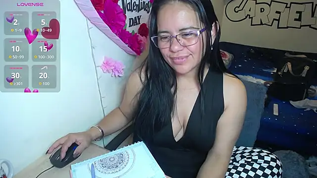Snapshot of Miss__kendra_ chatting on April 2026 03:48:01 AM Miss kendra online show from April 2026 03:48:01 AM