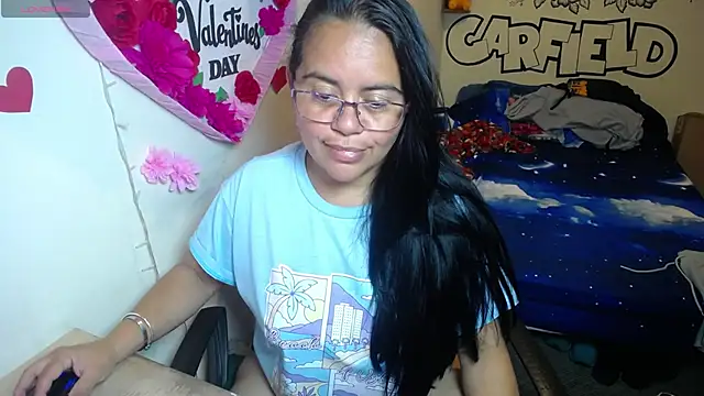 Snapshot of Miss__kendra_ chatting on April 2026 01:45:01 AM Miss kendra online show from April 2026 01:45:01 AM