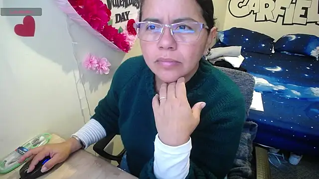 Snapshot of Miss__kendra_ chatting on April 2026 11:24:01 AM Miss kendra online show from April 2026 11:24:01 AM