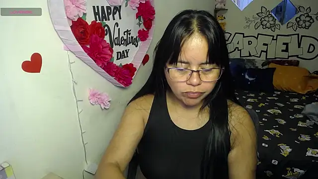 Snapshot of Miss__kendra_ chatting on May 2026 11:28:02 AM Miss kendra online show from May 2026 11:28:02 AM