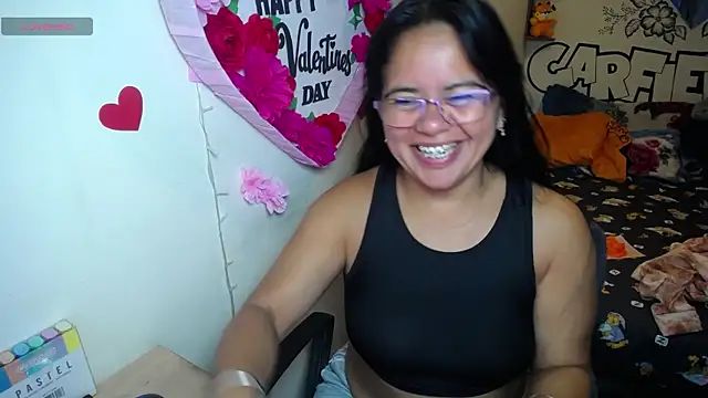 Snapshot of Miss__kendra_ chatting on May 2026 11:29:02 AM Miss kendra online show from May 2026 11:29:02 AM