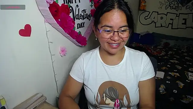 Snapshot of Miss__kendra_ chatting on June 2026 01:30:02 AM Miss kendra online show from June 2026 01:30:02 AM