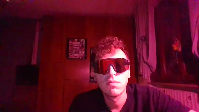 Snapshot of Kaeell chatting on October 2025 03:20:01 AM Kaeell online show from October 2025 03:20:01 AM