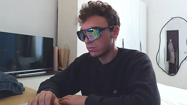 Snapshot of Kaeell chatting on November 2025 08:26:02 AM Kaeell online show from November 2025 08:26:02 AM