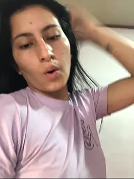 IAM SARAH online show from October 2025 08:32:02 PM