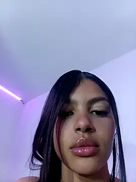 Snapshot of MeganHillss chatting on October 2025 05:31:01 AM MeganHillss online show from October 2025 05:31:01 AM