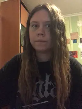 Snapshot of LunaVirelle chatting on May 2026 05:30:02 PM LunaVirelle online show from May 2026 05:30:02 PM