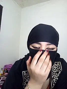 Snapshot of arab_dam chatting on April 2026 05:10:01 PM arab dam online show from April 2026 05:10:01 PM