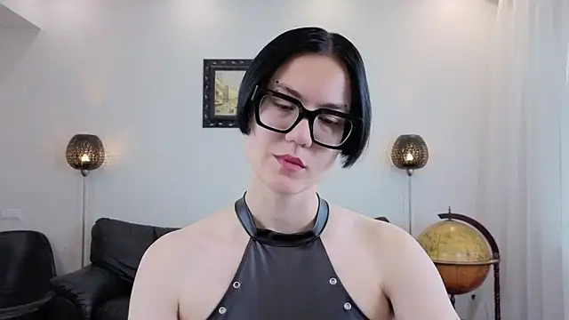 Snapshot of Marie_Fitch chatting on July 2026 04:06:02 AM Marie Fitch online show from July 2026 04:06:02 AM