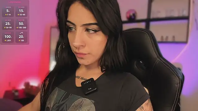 Snapshot of miiaa_stone chatting on April 2026 01:31:01 PM miiaa stone online show from April 2026 01:31:01 PM