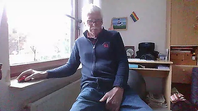 super-snoopy online show from February 2026 08:40:02 AM