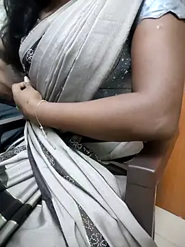 Tamilmallu-duskygirl03 online show from December 2025 03:32:01 PM