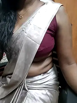 Tamilmallu-duskygirl03 online show from June 2026 03:28:01 PM