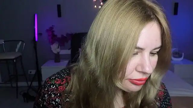Passion-Blondy online show from May 2026 06:24:01 PM