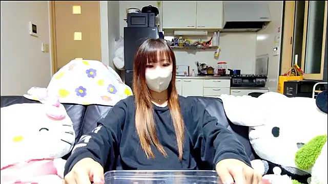 Snapshot of ODORI8300 chatting on May 2026 01:38:02 PM ODORI8300 online show from May 2026 01:38:02 PM