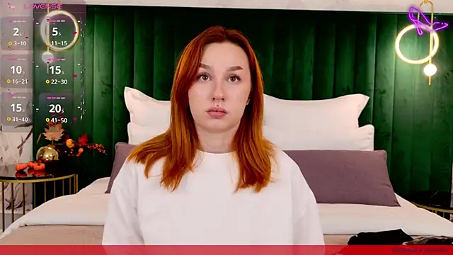 ClaireMathis online show from November 2025 02:48:02 PM