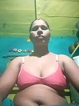 Snapshot of Rt_shreya chatting on October 2025 04:06:02 PM Rt shreya online show from October 2025 04:06:02 PM