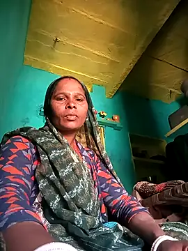 Snapshot of Rt_shreya chatting on November 2025 05:17:01 AM Rt shreya online show from November 2025 05:17:01 AM