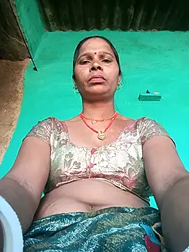 Snapshot of Rt_shreya chatting on November 2025 09:09:01 AM Rt shreya online show from November 2025 09:09:01 AM