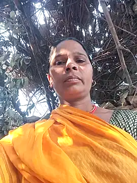 Snapshot of Rt_shreya chatting on November 2025 09:23:01 AM Rt shreya online show from November 2025 09:23:01 AM