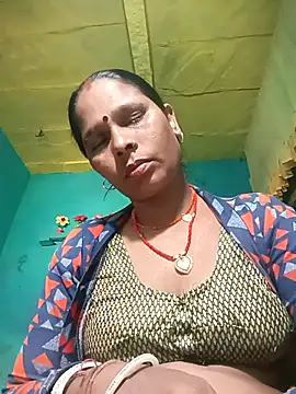 Snapshot of Rt_shreya chatting on December 2025 07:35:01 AM Rt shreya online show from December 2025 07:35:01 AM