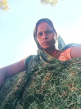 Snapshot of Rt_shreya chatting on December 2025 08:31:02 AM Rt shreya online show from December 2025 08:31:02 AM