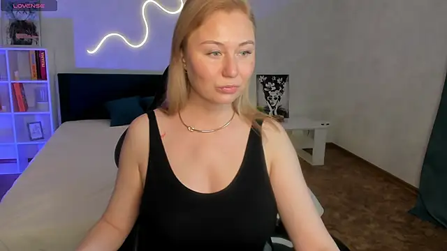 Snapshot of scent__of_woman chatting on October 2025 01:39:01 AM scent of woman online show from October 2025 01:39:01 AM