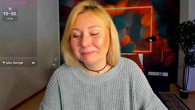 scent  of woman online show from March 2026 01:42:01 AM