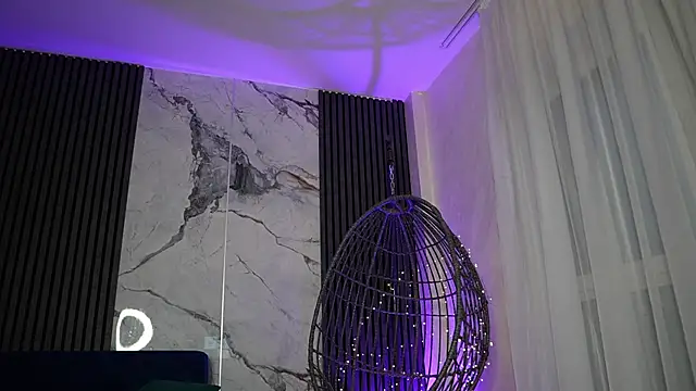 RachelRavee online show from November 2025 05:07:01 AM