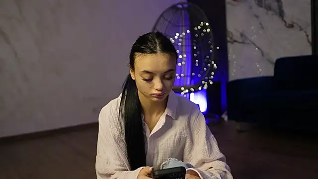 RachelRavee online show from January 2026 05:23:02 AM